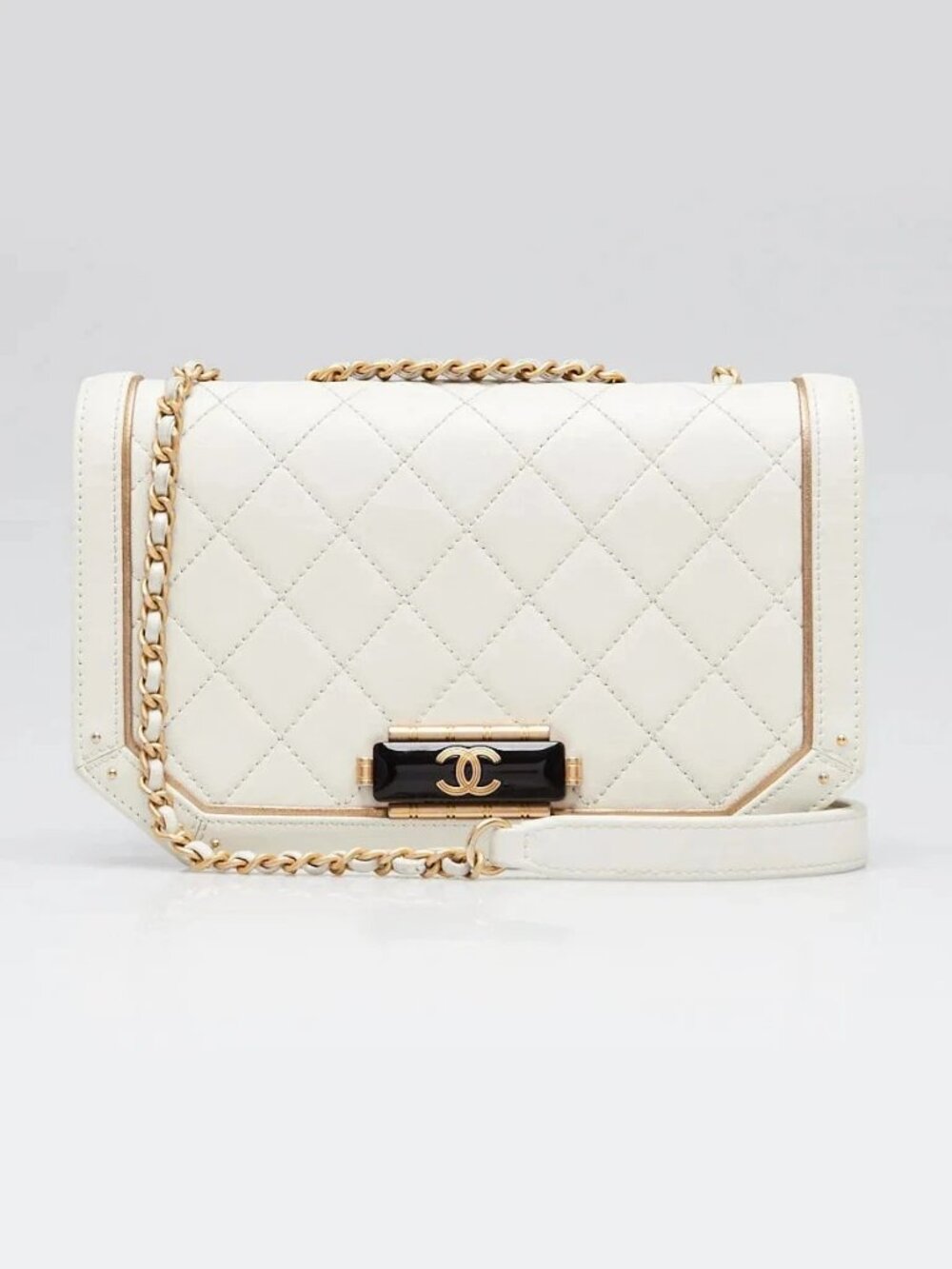 Chanel White Quilted Leather Octagon CC Clasp Crossbody Flap Bag